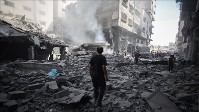 سقوط شهداء وجرحى، الاحتلال ينفذ تهديده ويقصف برج طيبة بمدينة غزة