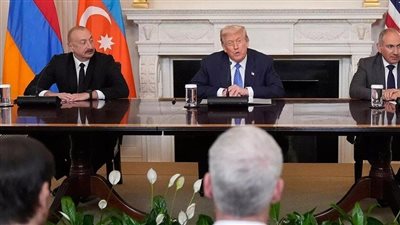 الرئيس الأمريكي يعلن تغيير اسم ممر رئيسي في أرمينيا إلى 