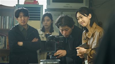  هان جي هيون تكشف عن وجهها المزدوج في فيلم 