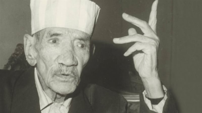 شاعر الشباب أحمد