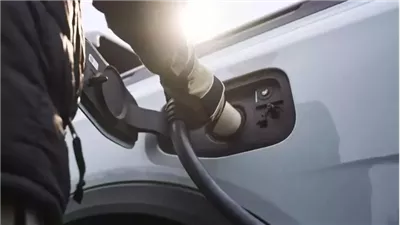 فورد تعلن تطوير أنظمة سياراتها الكهربائية 