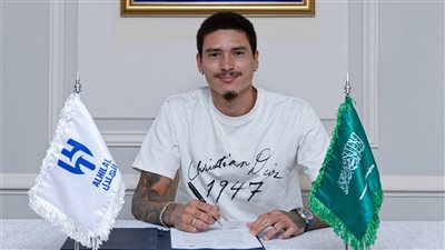 الهلال يعلن التعاقد مع داروين نونيز (فيديو)