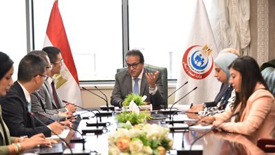 وزير الصحة يبحث مع إحدى الشركات العالمية الاستفادة من الذكاء الاصطناعي بالقطاع الصحي 