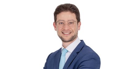 صفقة استثمارية جديدة، 