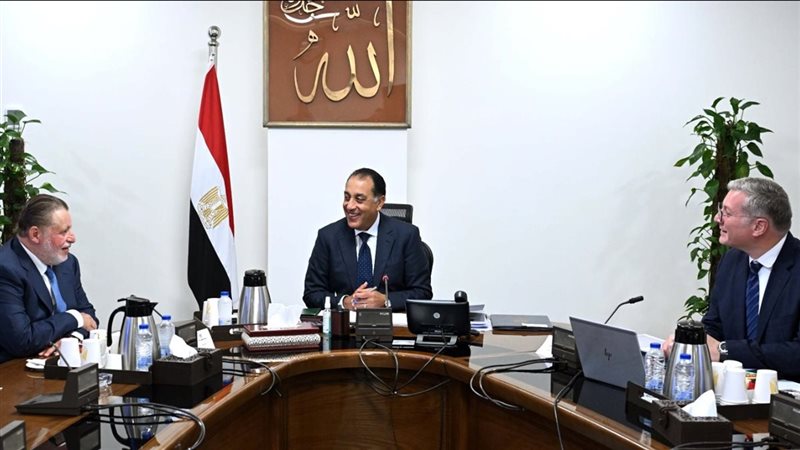 اجتماع برئاسة الدكتور