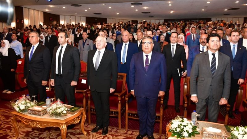 محافظ الدقهلية يشهد