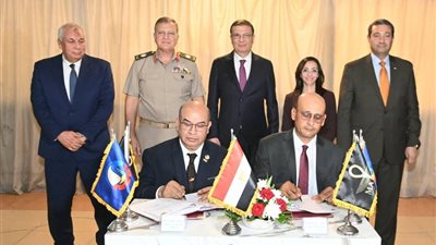 محافظ الوادي الجديد يشارك بمؤتمر التقنية الخضراء لمكافحة الآفات الزراعية بالبحيرة 