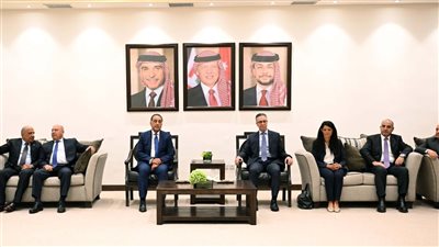 رئيس الوزراء يصل العاصمة الأردنية عمّان