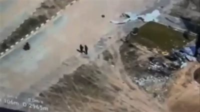 شاهد، كيف احتفى جنود إسرائيليون بقصف وقتل مدنيين فلسطينيين عزل في غزة (فيديو)