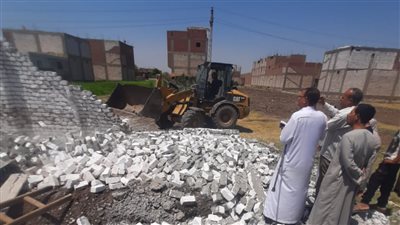 محافظ المنوفية بتابع نسب الإنجاز في ملف تقنين أراضي أملاك الدولة 