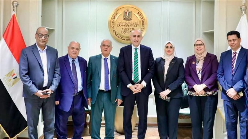 وزير التربية والتعليم