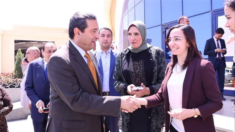 استقبال محافظ دمياط