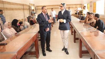 نائب محافظ الوادي الجديد تُكرّم أوائل خريجي دورات التدريب المهني بمديرية العمل (فيديو)