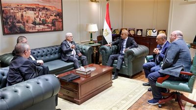 عبداللطيف يبحث مع رئيس 