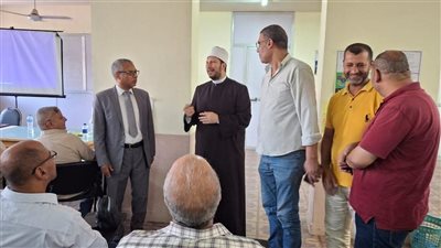 رئيس منطقة الإسكندرية الأزهرية يتابع أعمال التصحيح وبرامج التدريب