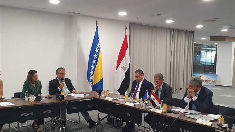 لقاءات وزير السياحة