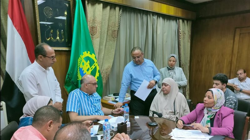 محافظ القليوبية خلال