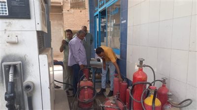 لمراجعة اشتراطات السلامة، جولة ميدانية على محطات الوقود في قوص بقنا