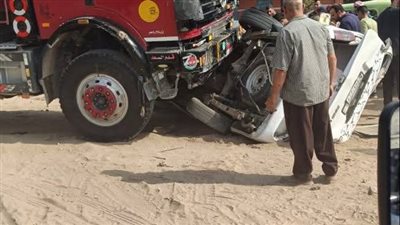 إصابة 5 أشخاص في تصادم سيارة نقل وميكروباص بالقليوبية (صور)