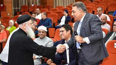 محافظ الدقهلية يستعرض خطة رفع جاهزية مواجهة الأزمات والكوارث