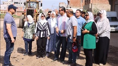محافظ دمياط يتفقد مشروعات الرصف والتطوير بعدد من المراكز