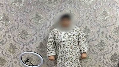القبض على صانعة محتوى بالبحيرة بتهمة نشر فيديوهات تتنافى مع قيم المجتمع