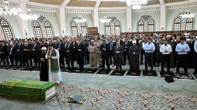 صلاة الجنازة علي