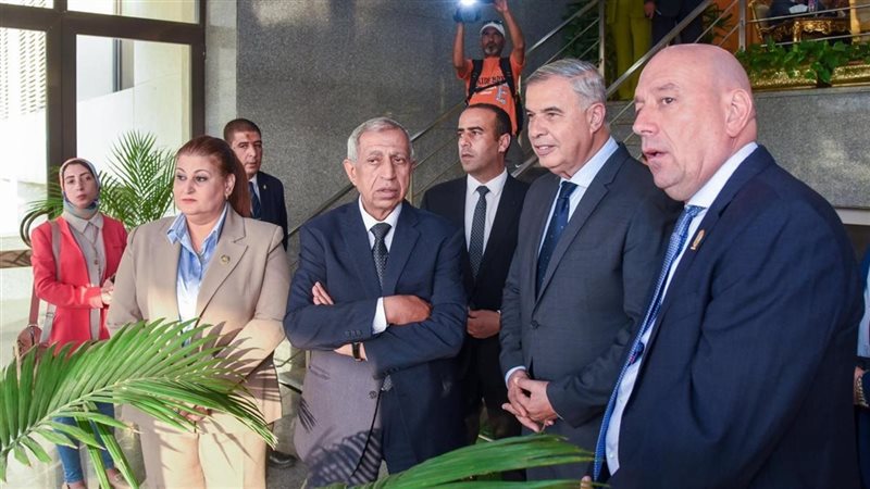 تفاصيل بطولتي العالم