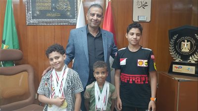 في السابعة من عمرهما، طفلان يحققان بطولة مصر في الكيك بوكس بالقليوبية