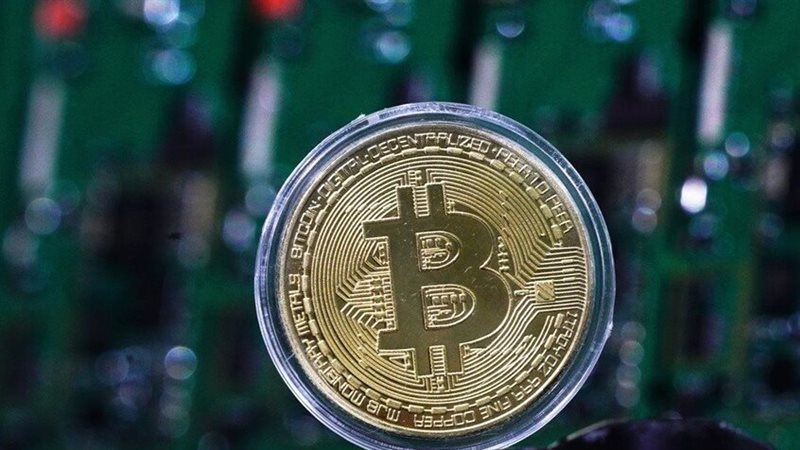 سعر البيتكوين 