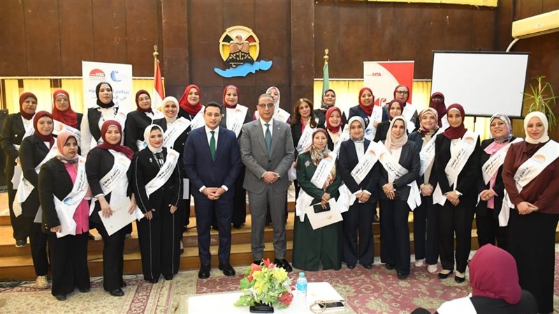 جانب من المشاركات،