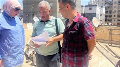حملة موسعة لإزالة مخالفات البناء في حى المنتزه بالإسكندرية