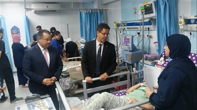 رئيس جامعة بنها يتفقد المستشفى الجامعي للاطمئنان على الخدمات المقدمة للمرضى