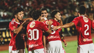  الأهلي يؤجل مفاوضات تجديد عقود لاعبيه لنهاية الدور الأول من الدوري