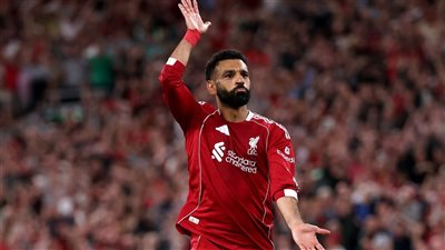 ماذا يدور خلف الكواليس؟ مفاجأة عن مصير محمد صلاح مع ليفربول 