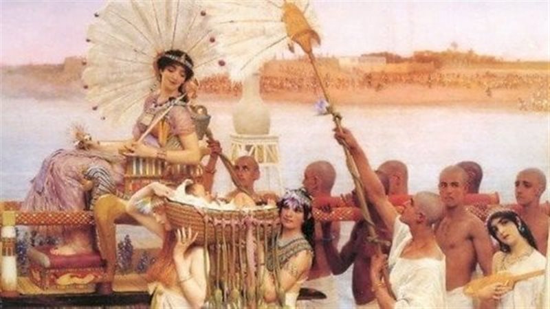 موكب عروس النيل عمره