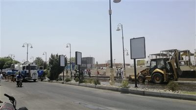 كسر مفاجئ بخط مياه نادي التجديف بكورنيش النيل، ومياه الأقصر: جاري الإصلاح