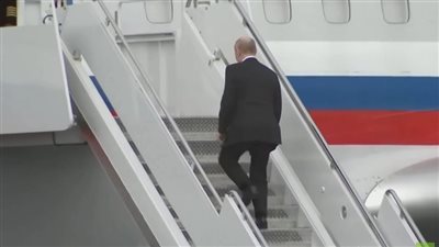 بوتين يغادر ألاسكا بعد قمة الـ 3 ساعات التاريخية (فيديو)