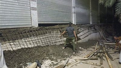 إزالة تعديات على الشوارع بواحة الخارجة في الوادي الجديد على نفقة المتعدي