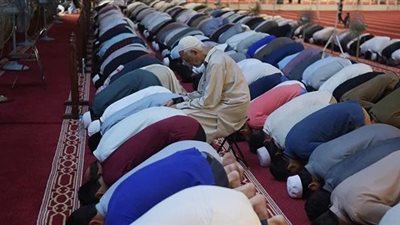 مواقيت الصلاة، موعد أذان العشاء اليوم السبت 30 - 8 - 2025 في القاهرة والمحافظات 	