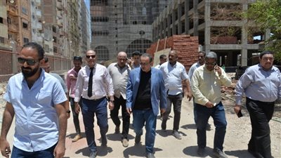محافظ أسيوط يتفقد أعمال إنشاء مدرسة المحبة