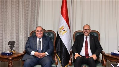 وزير العمل يستقبل قنصل مصر في الرياض لبحث التعاون في الملفات ذات الاهتمام المُشترك