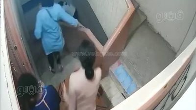تداول فيديو صادم لاعتداء موظف على زوجة شقيقه في الشرقية 
