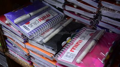 أدوات المدارس 2025، أسعار الكراسات والكشاكيل في سوق الفجالة (فيديو وصور)