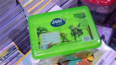 تجهيزات المدارس 2025، أسعار وأنواع اللانش بوكس بالفجالة (فيديو وصور)