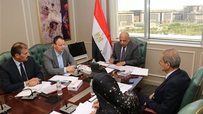 وزير الكهرباء يتابع إجراءات فصل وإعادة هيكلة الشركة المصرية كمشغل مستقل لنقل التيار