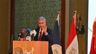 شريف فتحي: السوق الأمريكية أهم الأسواق المصدرة للسياحة لمصر