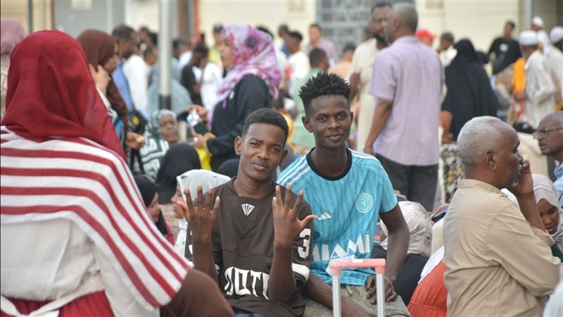 السودانيون من على