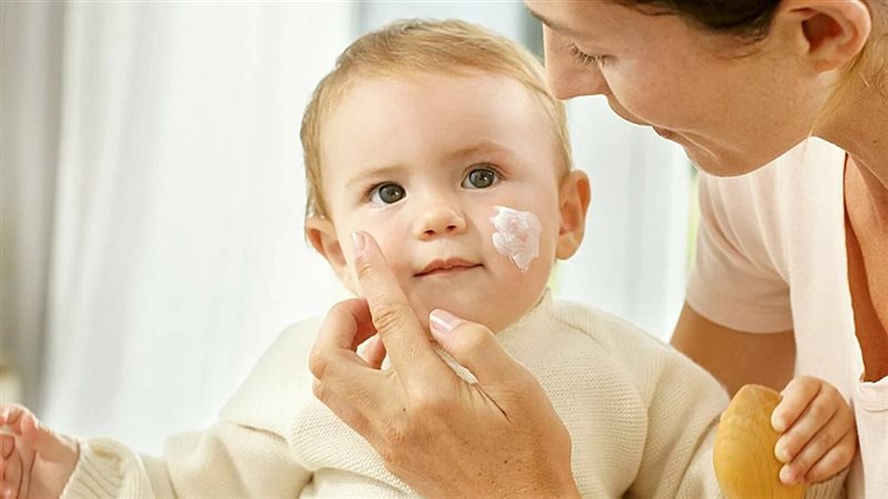 العناية ببشرة الأطفال،