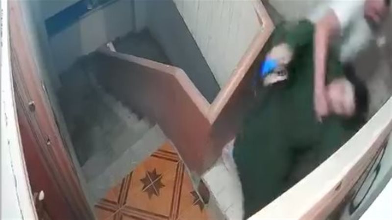 الأمن يفحص فيديو